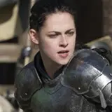 Kristen Stewart Ready for Battle in New Snow White and the Huntsman Images