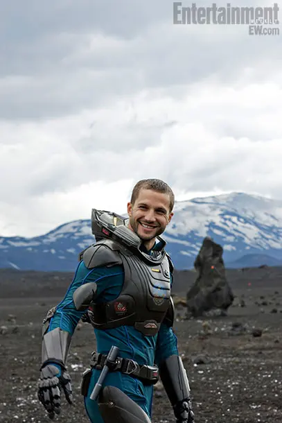 New Prometheus Images Get Personal with the Cast