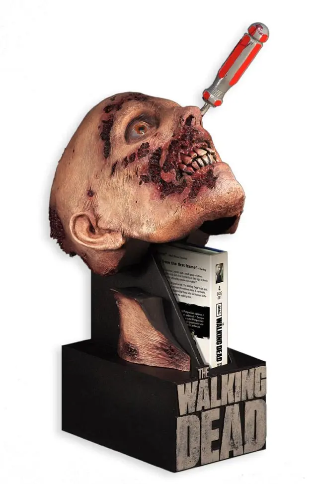 The Walking Dead: Season 2 Blu-ray Release Date and Extras Tease