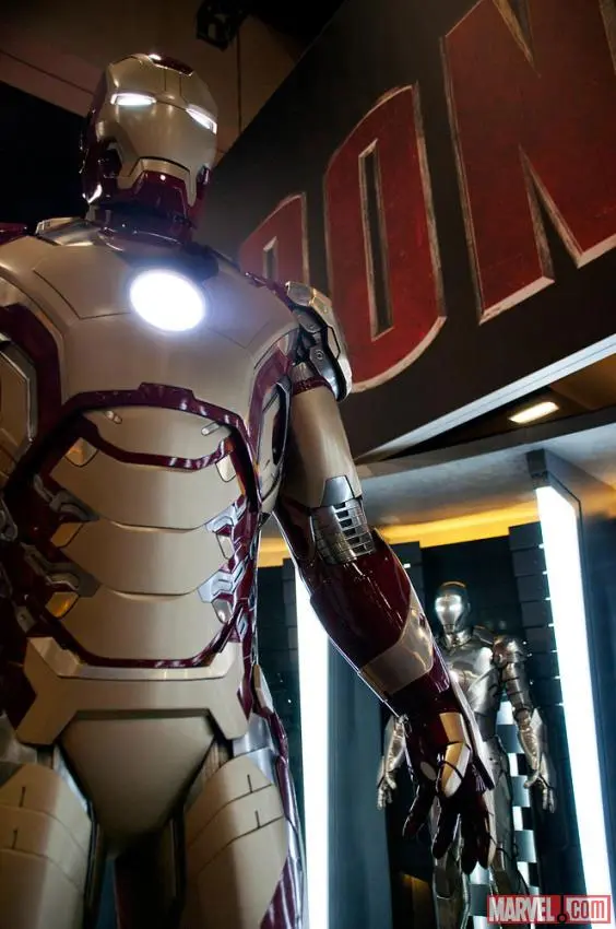 Marvel Unveils Unusually Colored Iron Man 3 Armor at Comic-Con