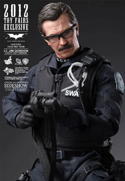 Hot Toys Lt. Jim Gordon (SWAT Version) The Dark Knight Pre-Order Live
