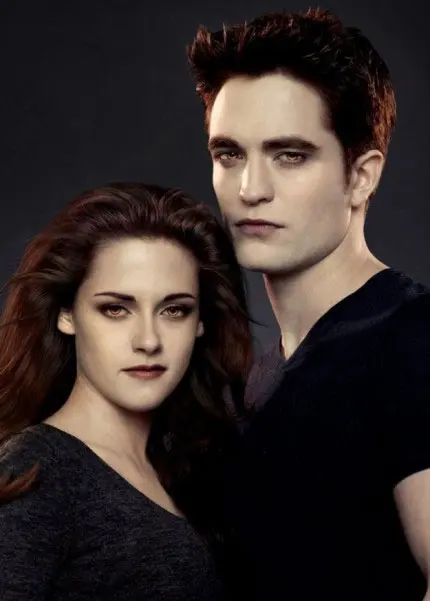 Breaking Dawn Part 2 Cast Images with Robert Pattinson, Kristen Stewart and More