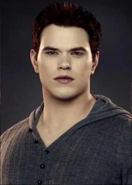 Breaking Dawn Part 2 Cast Images with Robert Pattinson, Kristen Stewart and More