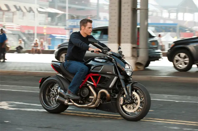First Jack Ryan Images Feature Chris Pine and Kevin Costner