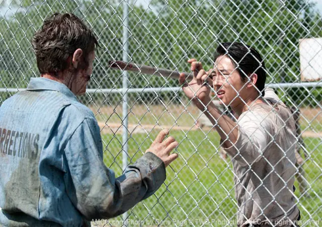 New The Walking Dead Season 3 Images Make Character Rounds