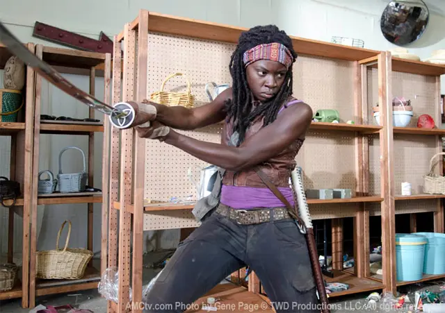 New The Walking Dead Season 3 Images Make Character Rounds