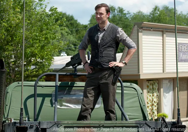 New The Walking Dead Season 3 Images Make Character Rounds