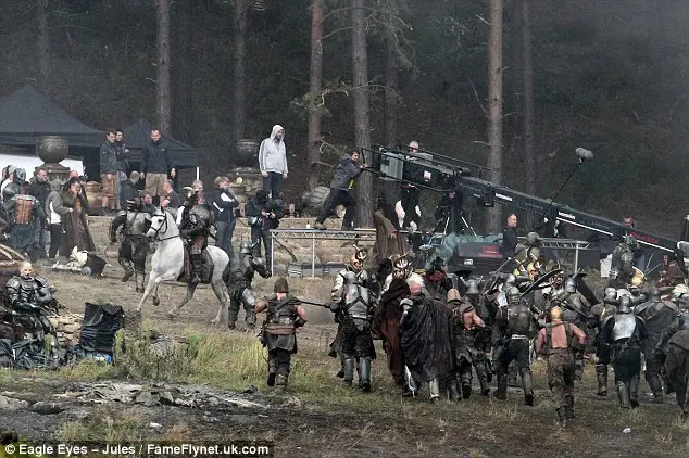 Thor and Lady Sif Battle on Thor: The Dark World Set