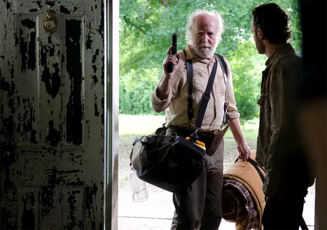 The Walking Dead Season 3 Premiere Images Find a Prison