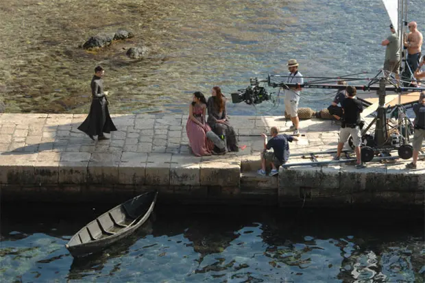 Game of Thrones Season 3 Set Pics and Footage from King's Landing