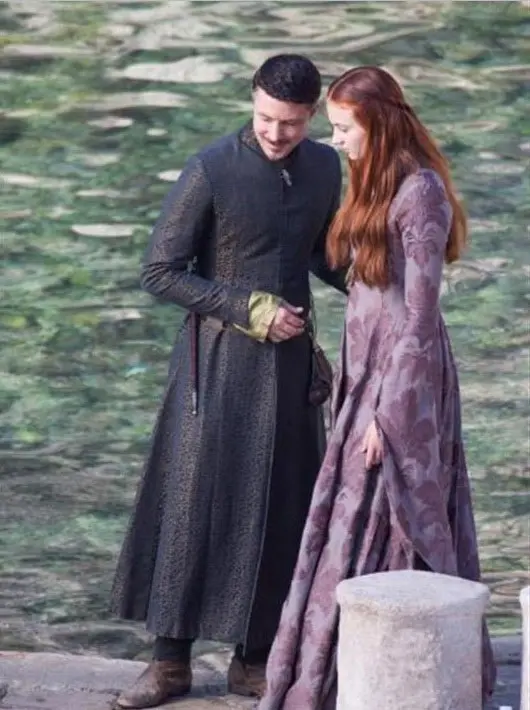 Game of Thrones Season 3 Set Pics and Footage from King's Landing