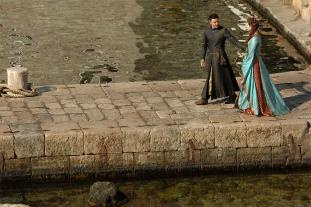 Game of Thrones Season 3 Set Pics and Footage from King's Landing