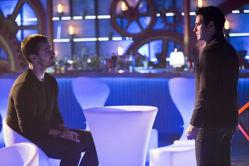 Arrow Episode 17 'The Huntress Returns' Preview and Images