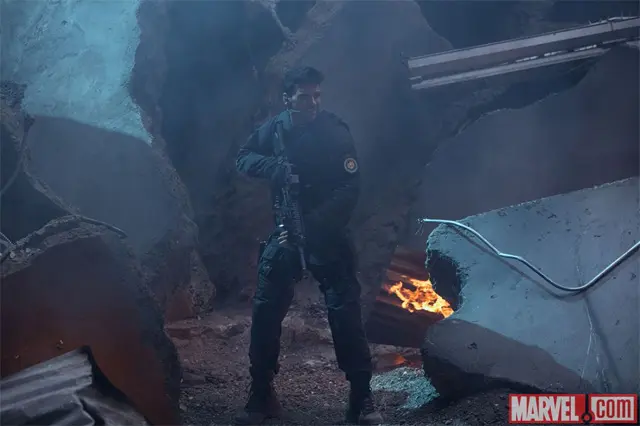 New Captain America: The Winter Soldier Images Steal Cap's Shield