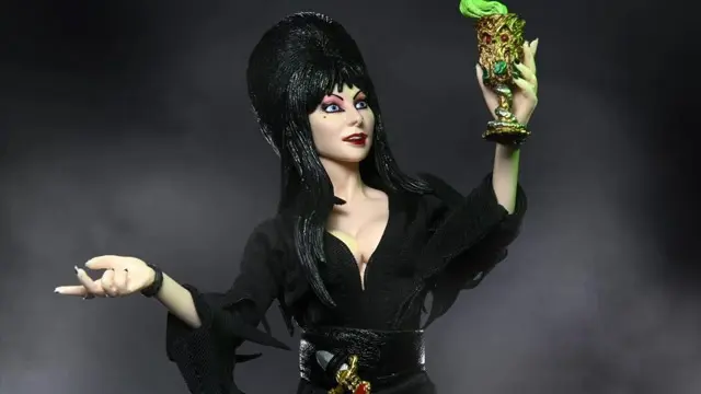 NECA Elvira Figure Pre-Order